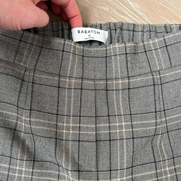 Aritzia Babaton Cropped Pants Gray Checkered - Picture 4 of 5